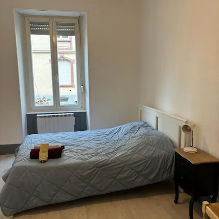 6 Personnes Equipe Appartement Mulhouse